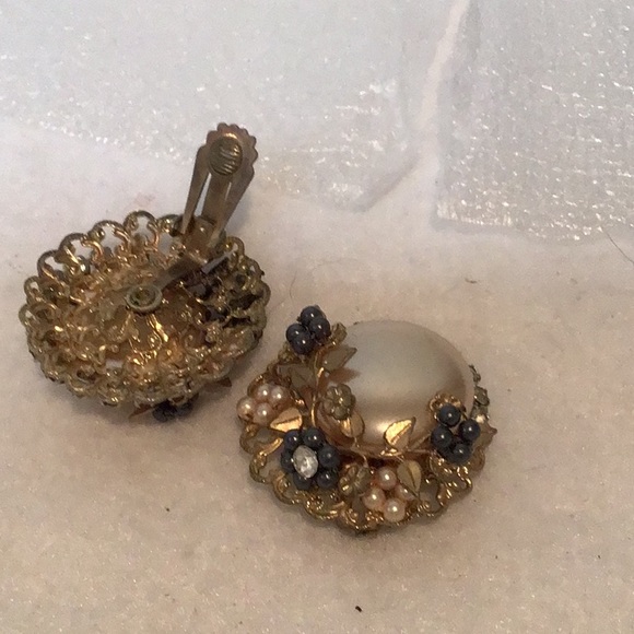 Faux Pearls and Rhinestones Clip on Vintage Earrings - Picture 2 of 5